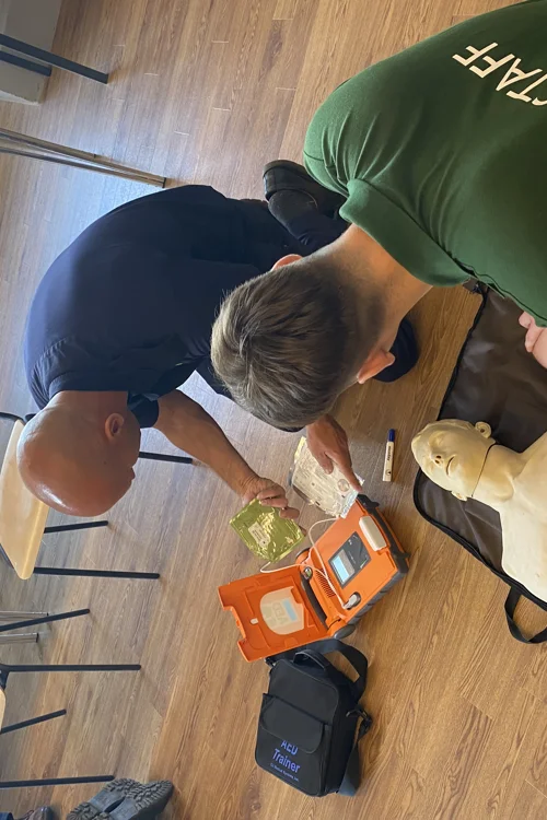 Staff training with a defibrillator